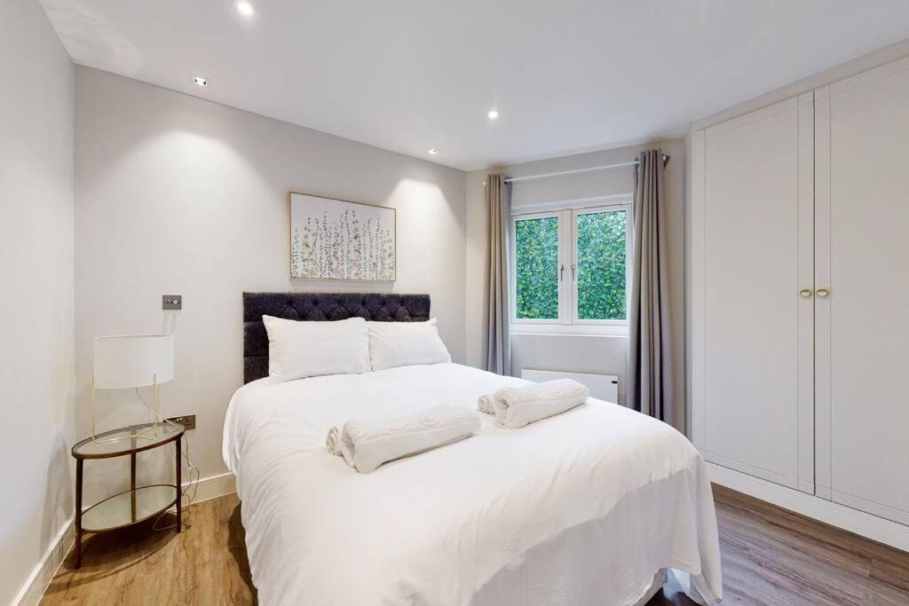 Elegant 2bed Flat 10min To Wimbledon Tennis Courts Appartamento